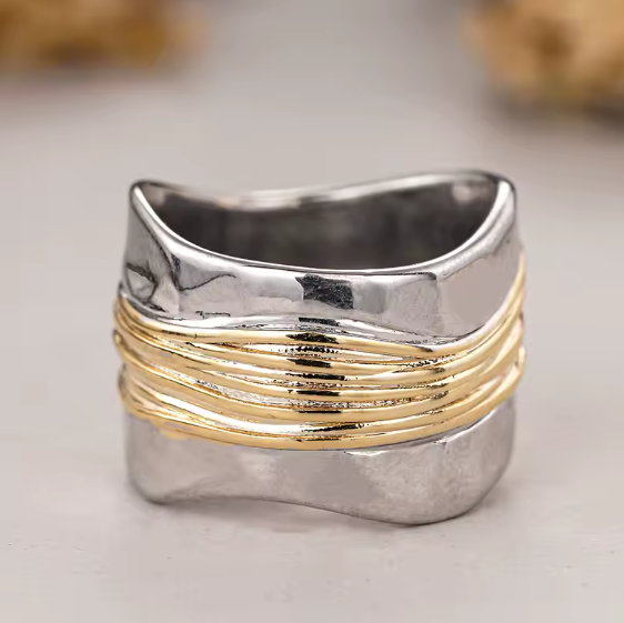 Inès | Anillo Escultórico Combinado en Tono Oro y Plata