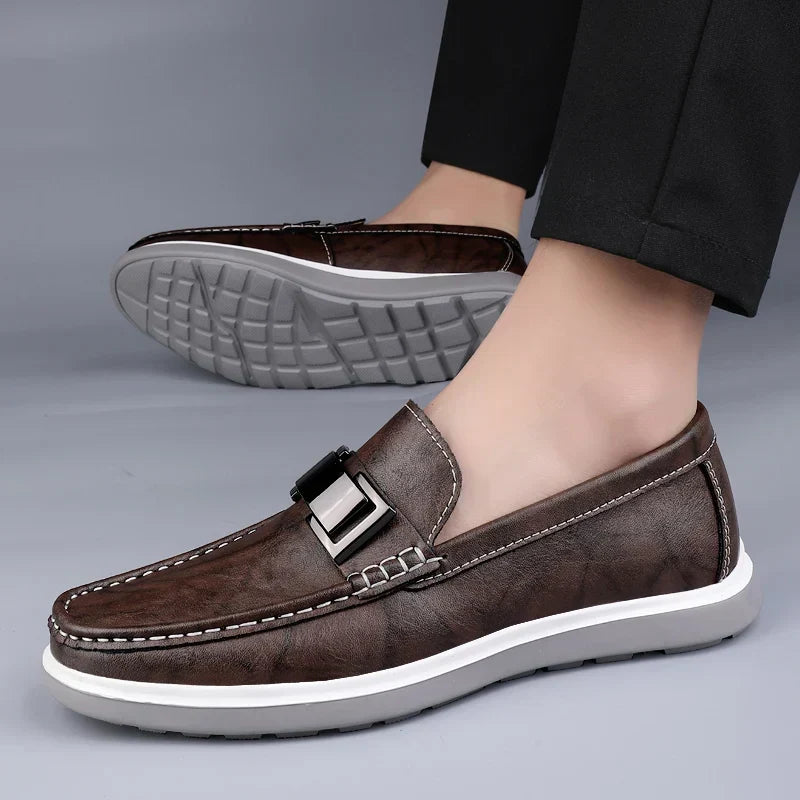 Amelie Rosier | Ruco — Mocasines de Piel con Detalle Metálico
