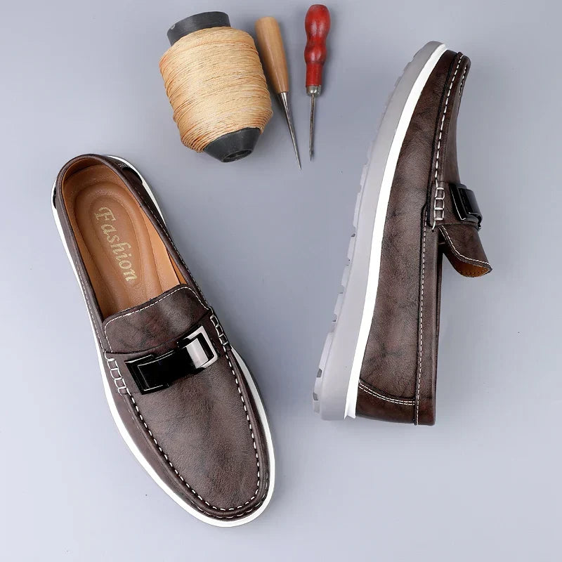 Amelie Rosier | Ruco — Mocasines de Piel con Detalle Metálico