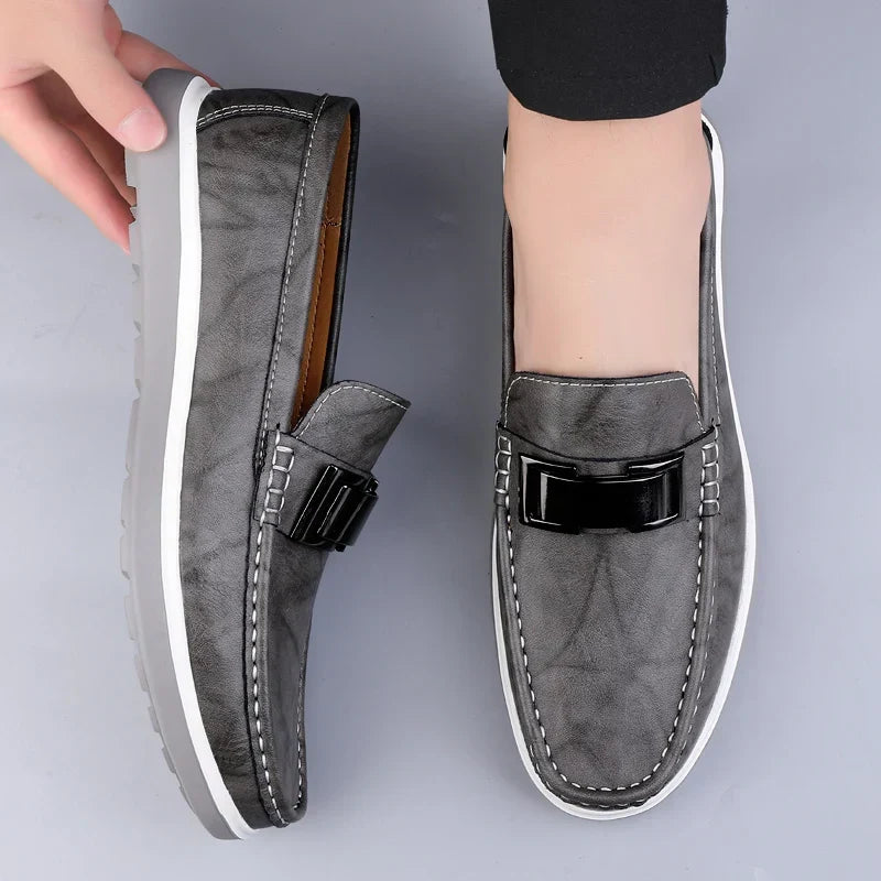 Amelie Rosier | Ruco — Mocasines de Piel con Detalle Metálico