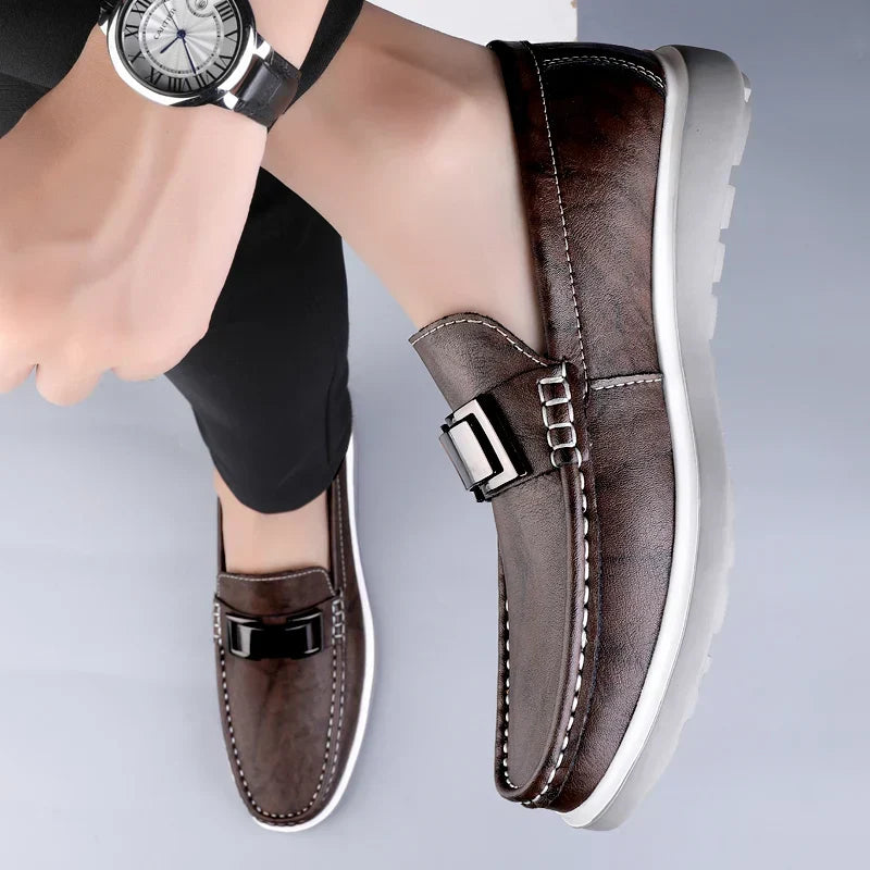 Amelie Rosier | Ruco — Mocasines de Piel con Detalle Metálico