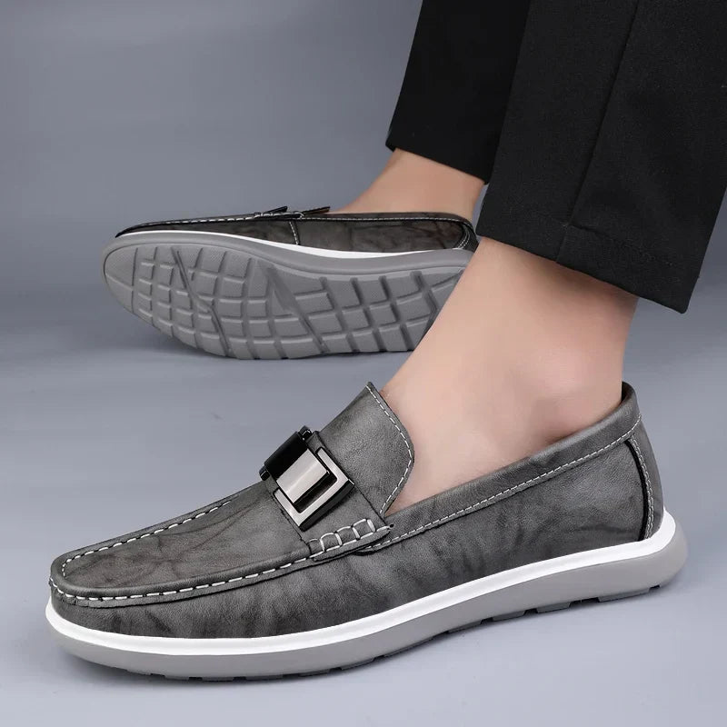 Amelie Rosier | Ruco — Mocasines de Piel con Detalle Metálico