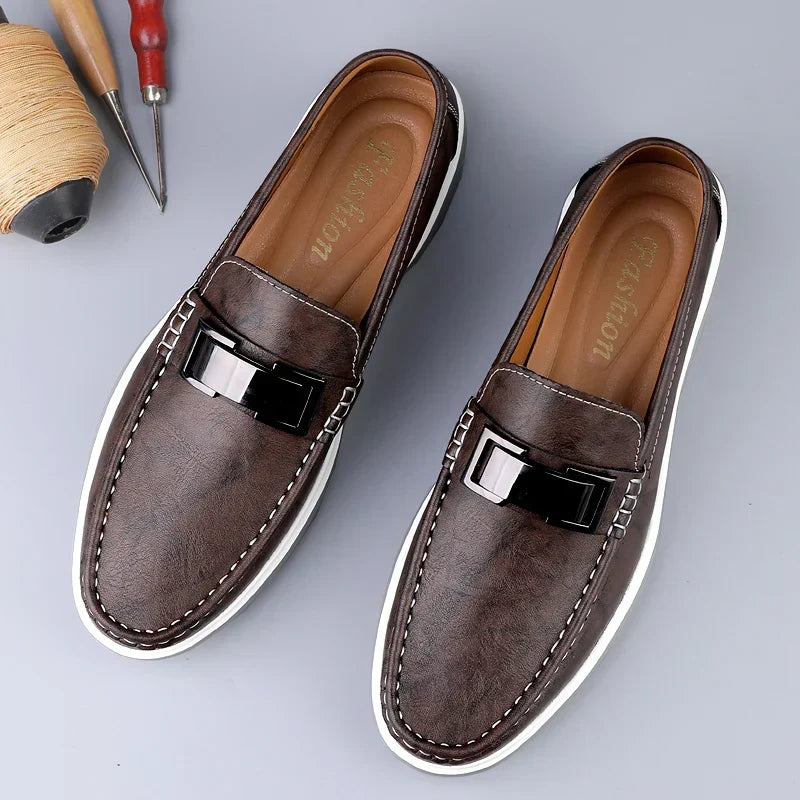 Amelie Rosier | Ruco — Mocasines de Piel con Detalle Metálico